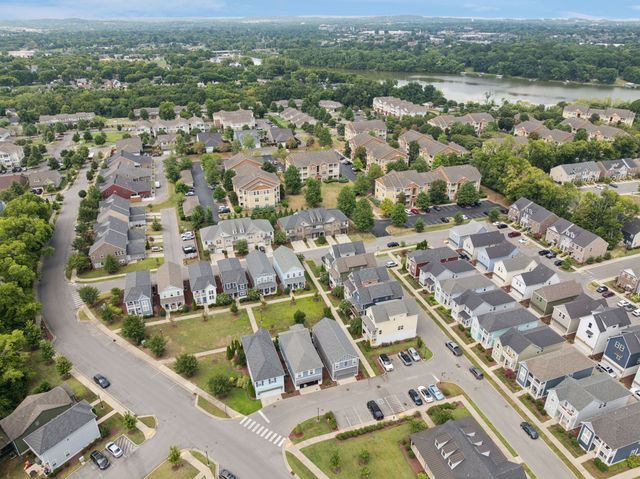 3009 Kimley Shores Dr, Hendersonville, TN 37075