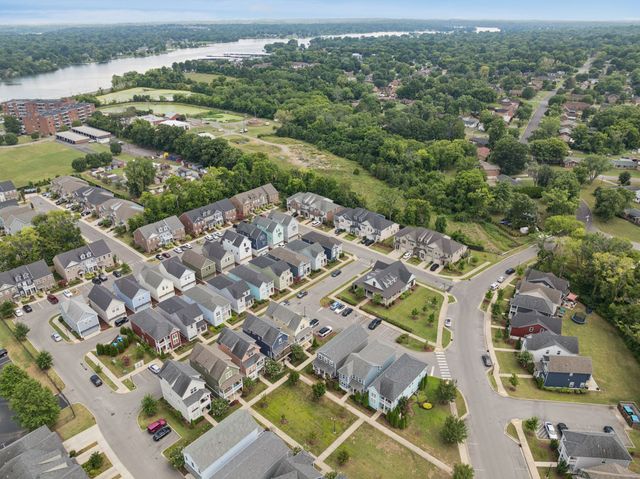 3009 Kimley Shores Dr, Hendersonville, TN 37075