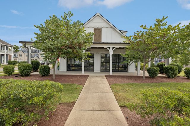 3009 Kimley Shores Dr, Hendersonville, TN 37075