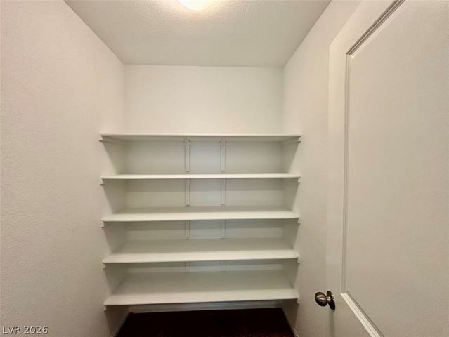 6068 Swift Lariat Street, Las Vegas, NV 89113