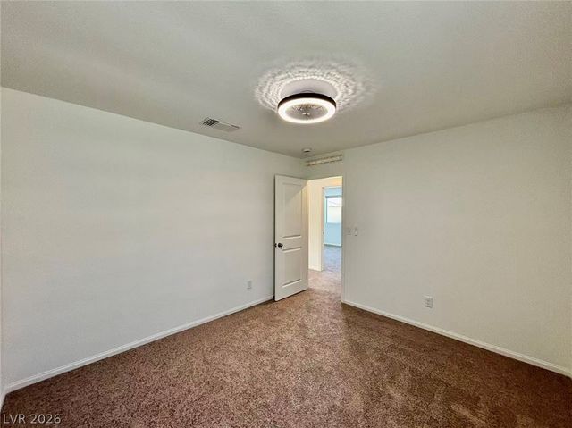 6068 Swift Lariat Street, Las Vegas, NV 89113