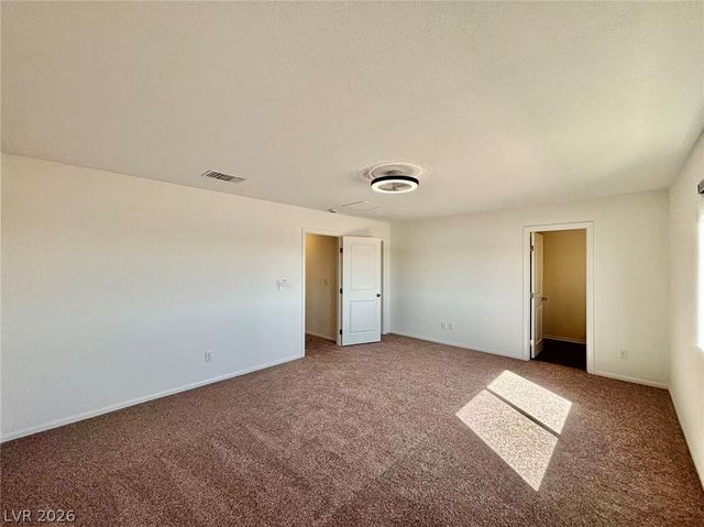 6068 Swift Lariat Street, Las Vegas, NV 89113