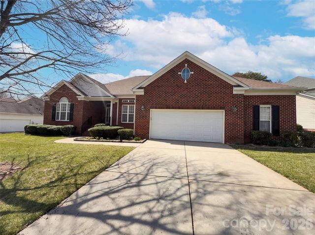 7700 Sedgebrook Drive E, Stanley, NC 28164