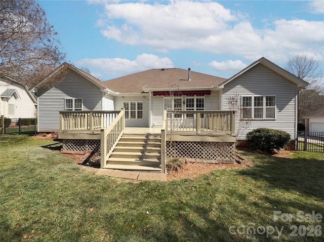 7700 Sedgebrook Drive E, Stanley, NC 28164