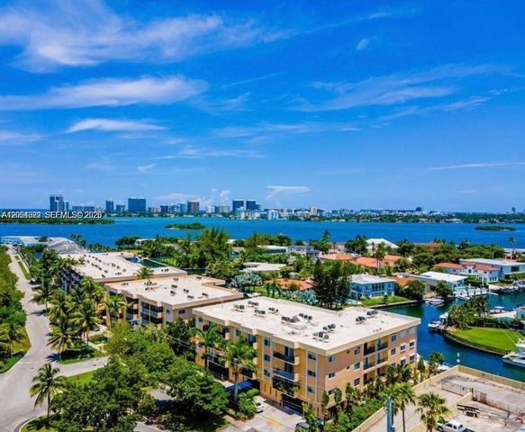 2600 NE 135th St 4J-A, North Miami, FL 33181