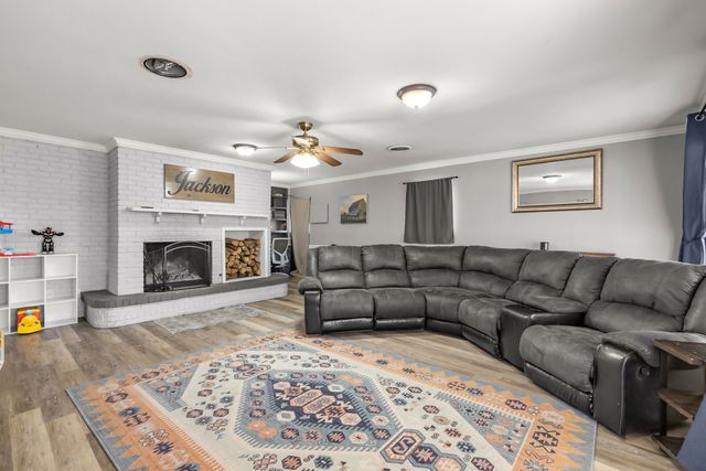 1117 Bowie Street, Sulphur Springs, TX 75482