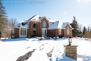 29950 Forest Drive, Franklin, MI 48025