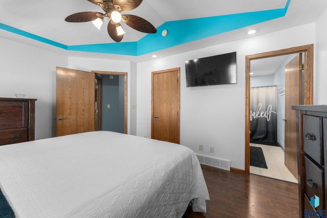 5216 S Arden Ave Avenue, Sioux Falls, SD 57108