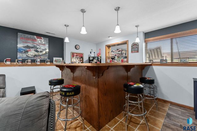 5216 S Arden Ave Avenue, Sioux Falls, SD 57108