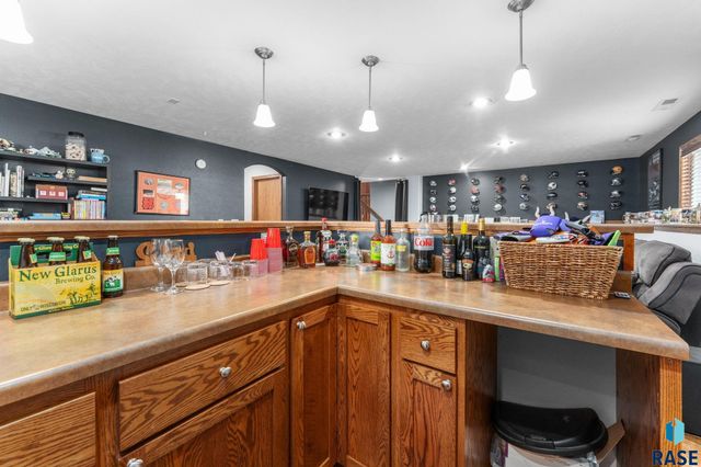 5216 S Arden Ave Avenue, Sioux Falls, SD 57108