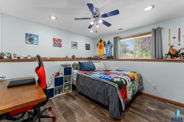 5216 S Arden Ave Avenue, Sioux Falls, SD 57108