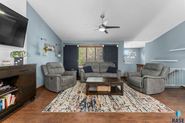 5216 S Arden Ave Avenue, Sioux Falls, SD 57108