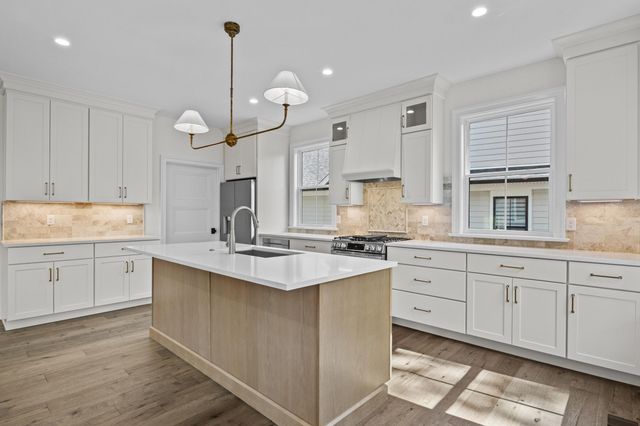 3521 Harper Woods Lane, Lexington, KY 40515