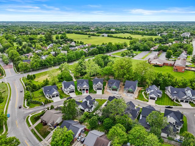 3521 Harper Woods Lane, Lexington, KY 40515