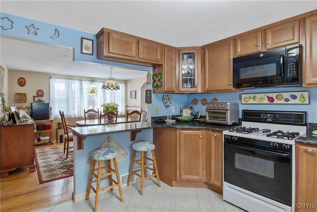 4199 Milton Avenue, Camillus, NY 13031