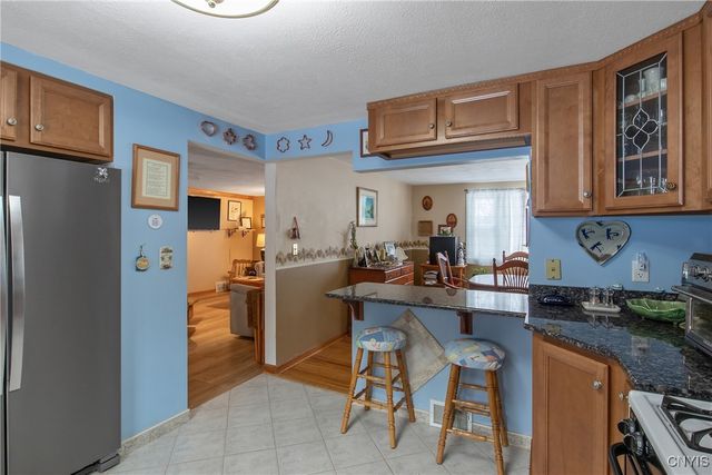 4199 Milton Avenue, Camillus, NY 13031