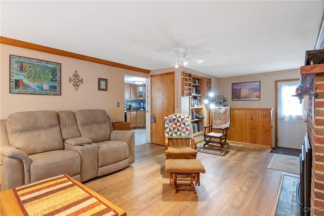 4199 Milton Avenue, Camillus, NY 13031