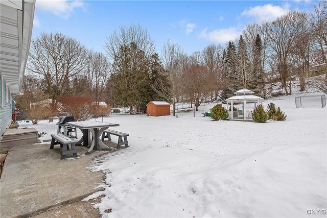 4199 Milton Avenue, Camillus, NY 13031