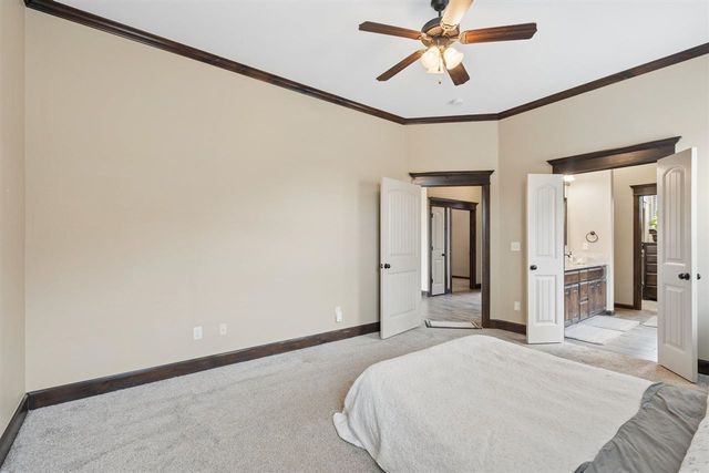307 N Mountain Meadow, Cache, OK 73527