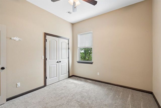 307 N Mountain Meadow, Cache, OK 73527