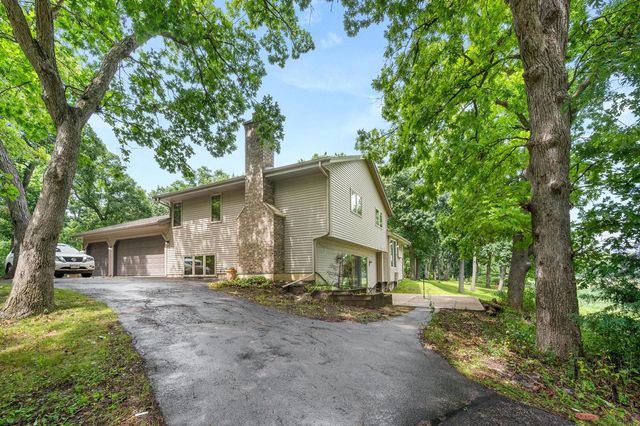 12191 231st Avenue, Trevor, WI 53179
