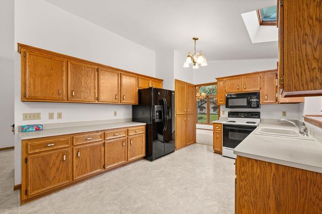 12191 231st Avenue, Trevor, WI 53179