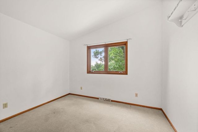 12191 231st Avenue, Trevor, WI 53179