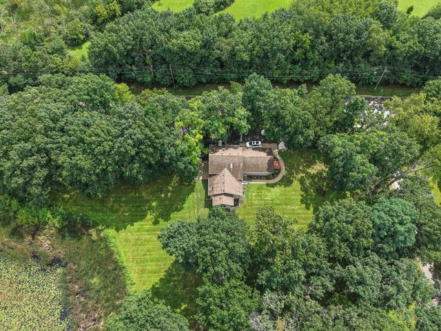 12191 231st Avenue, Trevor, WI 53179