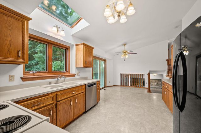 12191 231st Avenue, Trevor, WI 53179