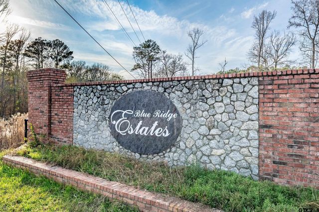 21404 Memory Ln, Bullard, TX 75757