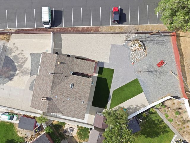 9505 S GARNET DR, Sandy, UT 84094