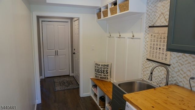 2191 Jackson St, Hillsborough Twp., NJ 08844