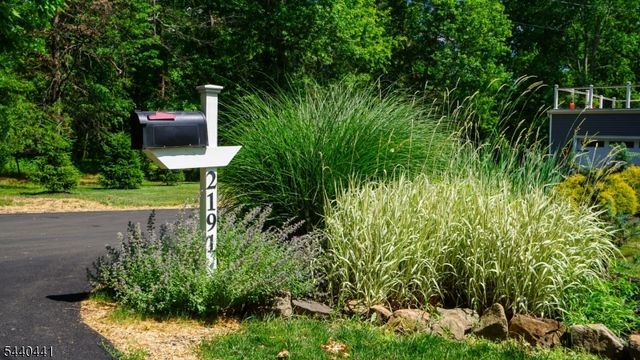 2191 Jackson St, Hillsborough Twp., NJ 08844