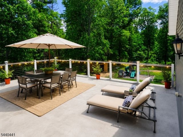 2191 Jackson St, Hillsborough Twp., NJ 08844