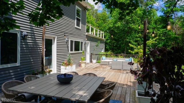 2191 Jackson St, Hillsborough Twp., NJ 08844