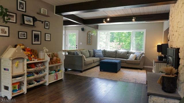 2191 Jackson St, Hillsborough Twp., NJ 08844