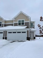 985 Annagaire Curve, Rosemount, MN 55068