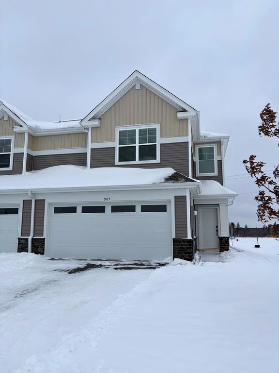 985 Annagaire Curve, Rosemount, MN 55068