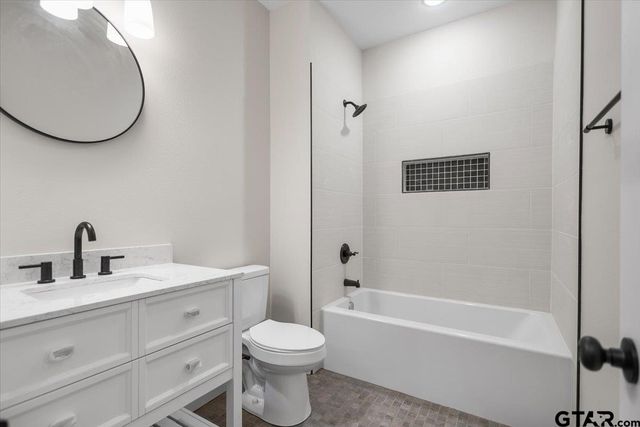 15101 cr 384, Tyler, TX 75708