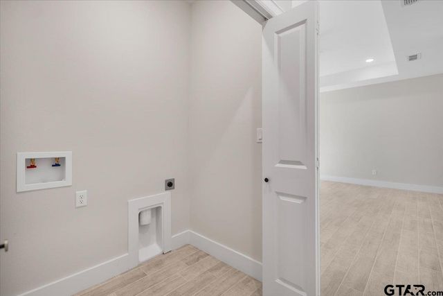 15101 cr 384, Tyler, TX 75708