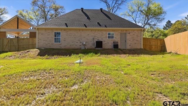 15101 cr 384, Tyler, TX 75708