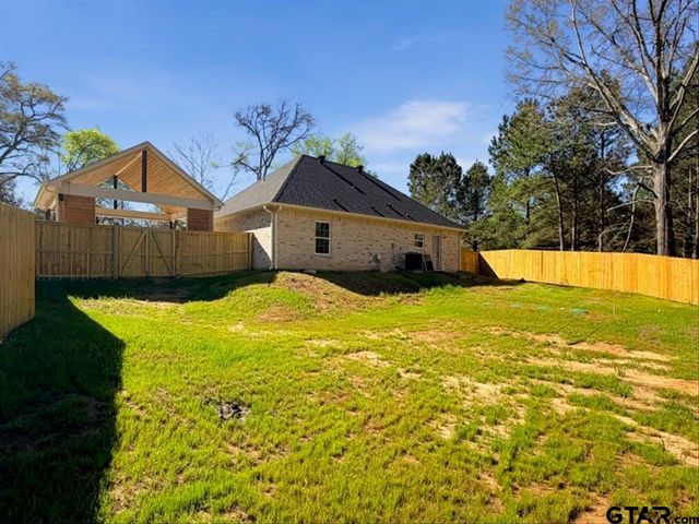 15101 cr 384, Tyler, TX 75708