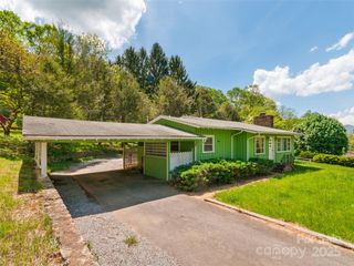 1532 Camp Branch Road, Waynesville, NC 28786