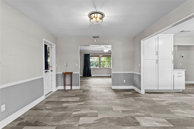 6928 GREENHILL PLACE, Tampa, FL 33617