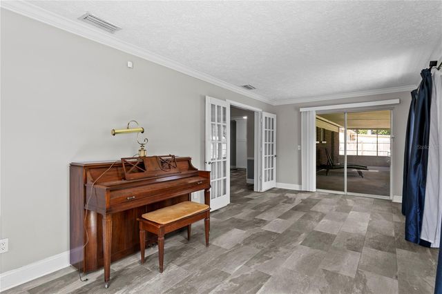 6928 GREENHILL PLACE, Tampa, FL 33617