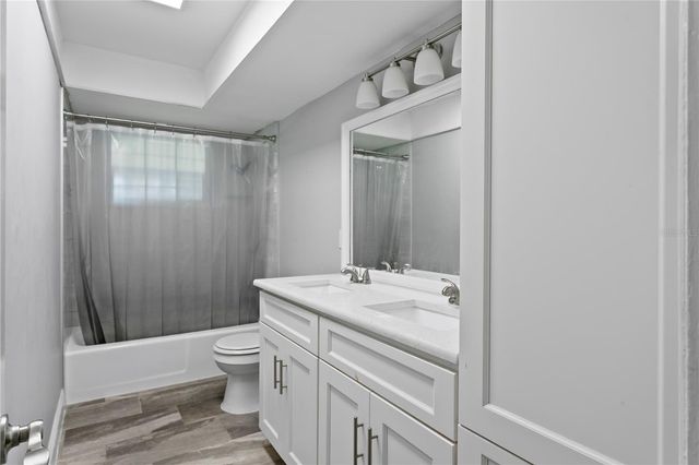 6928 GREENHILL PLACE, Tampa, FL 33617