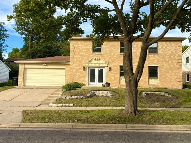 1017 19th Street NE, Rochester, MN 55906