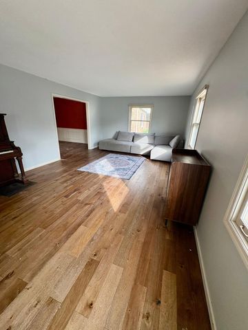 1017 19th Street NE, Rochester, MN 55906