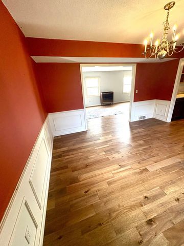 1017 19th Street NE, Rochester, MN 55906