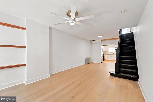 636 MCCLELLAN ST, Philadelphia, PA 19148